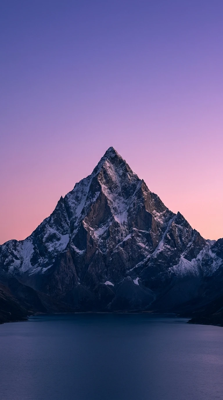 La montagne au loin, simplifiée en triangle unique